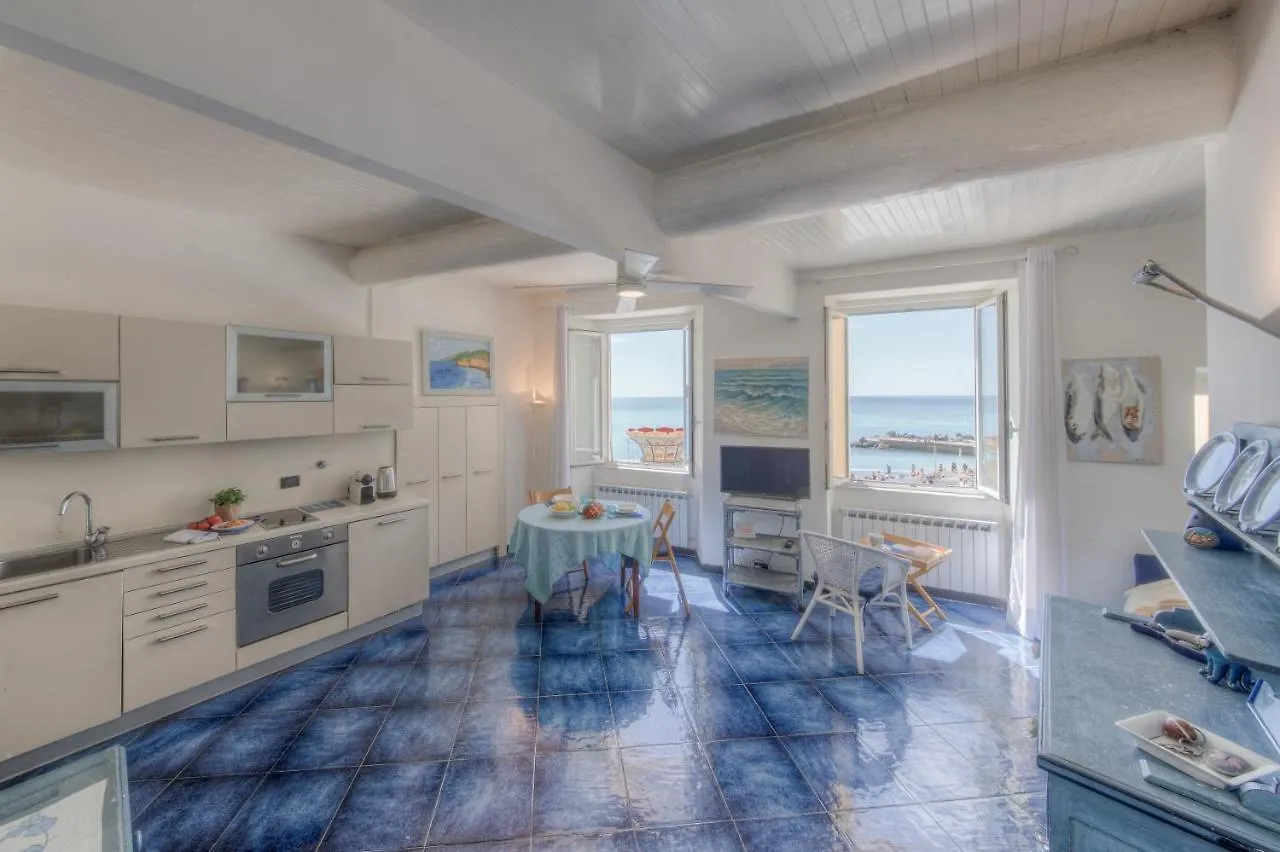 Appartamento Beach House Camogli Nel Cuore Con Vista Mare